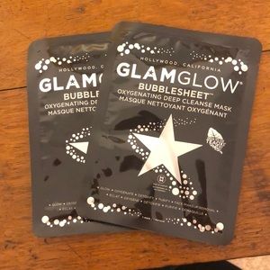 2 x GlamGlow Bubble Sheet masks